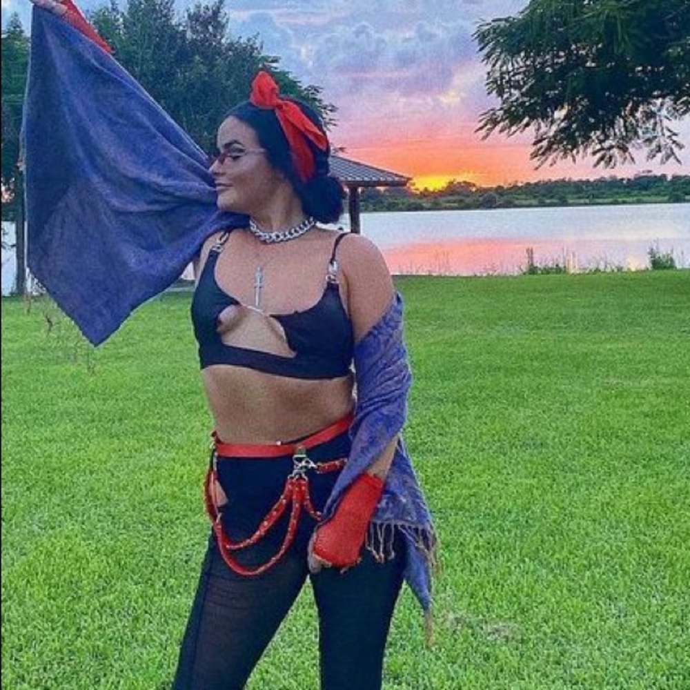 IHEARTRAVE bralette